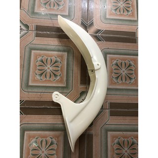 Chắn bùn dè trước honda cub 81
