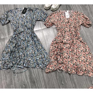 váy hoa chân bèo cổ tim rút eo cá tính