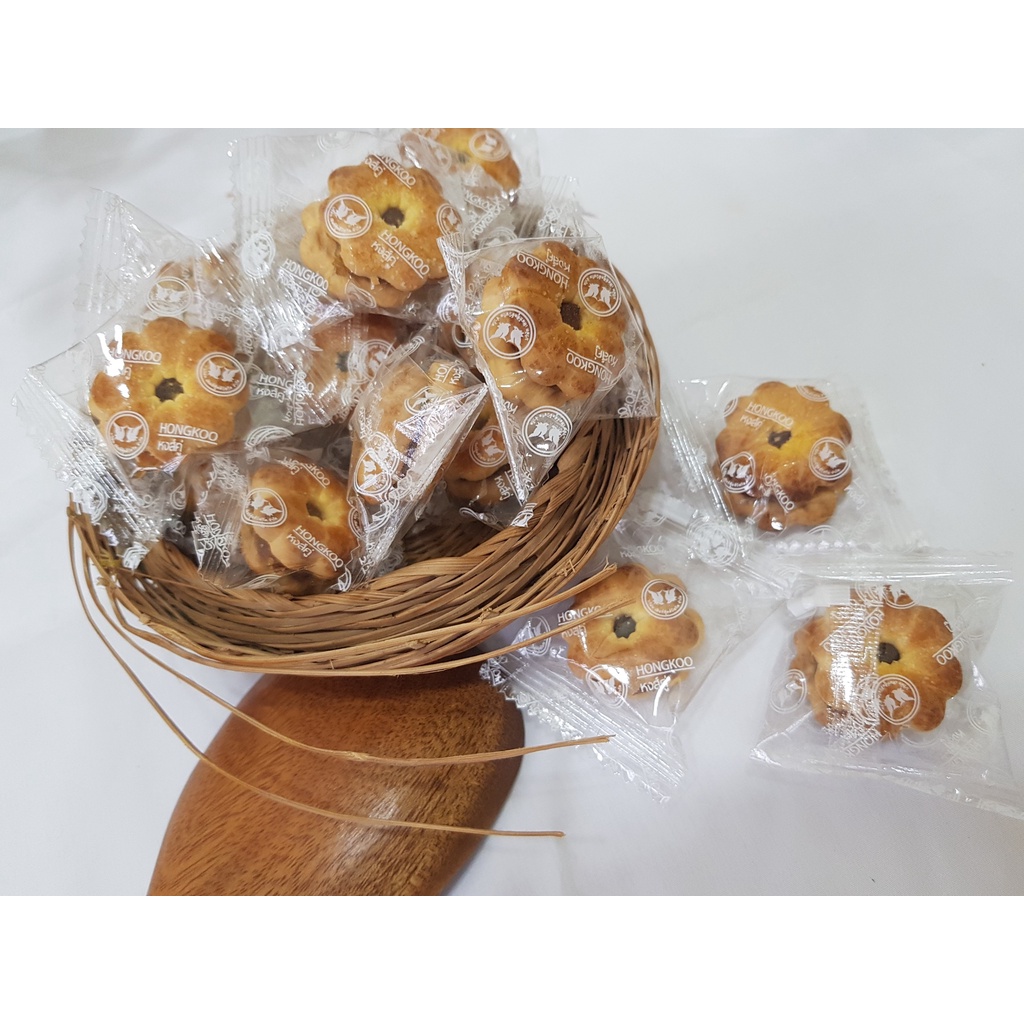 Bánh bông mai nhân dứa thơm ngon Viettin Mart 300g