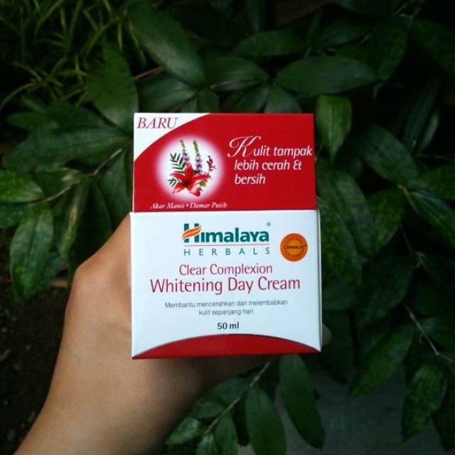 Kem dưỡng sáng da ngày Himalaya