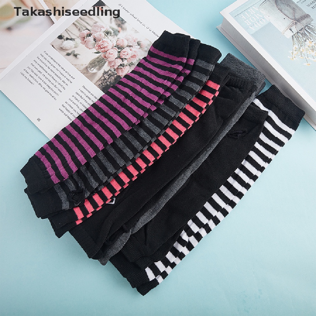 Đôi găng tay dài hở ngón phong cách gothic punk