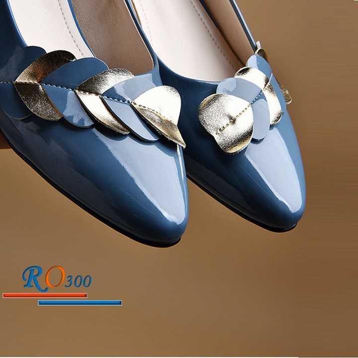 [THƯƠNG HIỆU VIỆT] Giày búp bê nữ cao gót 2 phân hai màu đen xanh hàng hiệu rosata ro300