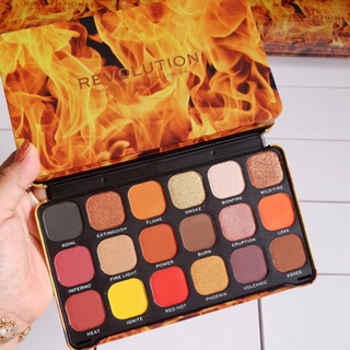 Bảng Phấn Mắt Revolution Shadow Palette 18 Ô [Nika Cosmetics]