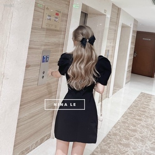 ĐẦM CỔ V PHỐI NÚT