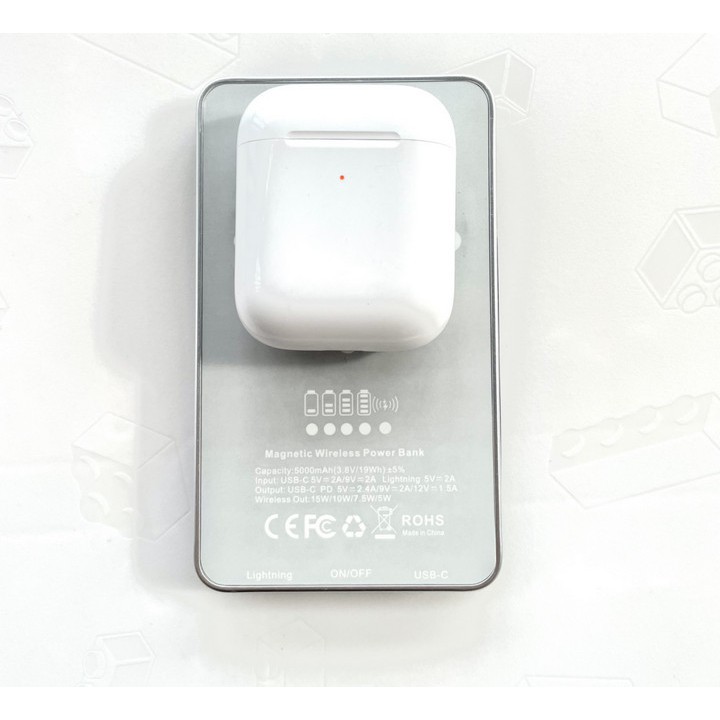 Pin dự phòng tích hợp bộ sạc nhanh 15W thiết kế hút từ tính Magsafe thế hệ mới 2021