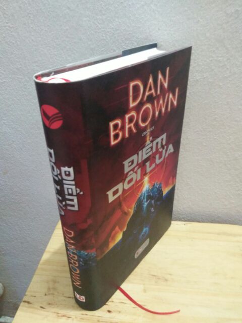 Sách - Điểm dối lừa tái bản 2018 - Dan Brown