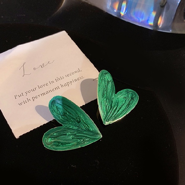 Bông tai hình trái tim màu xanh lá phong cách retro