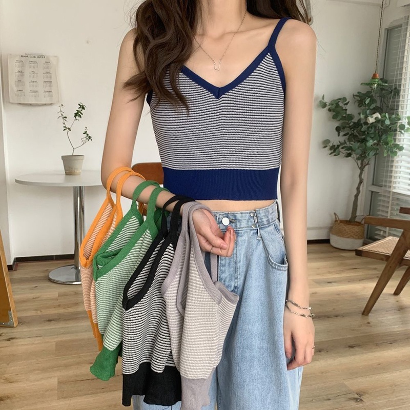 Áo hai dây IELGY chất liệu dệt kim họa tiết kẻ sọc màu tương phản cho nữ