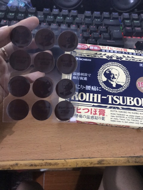 Miếng dán huyệt đạo giảm đau ROIHI- TSUBOKO -Nhật Bản