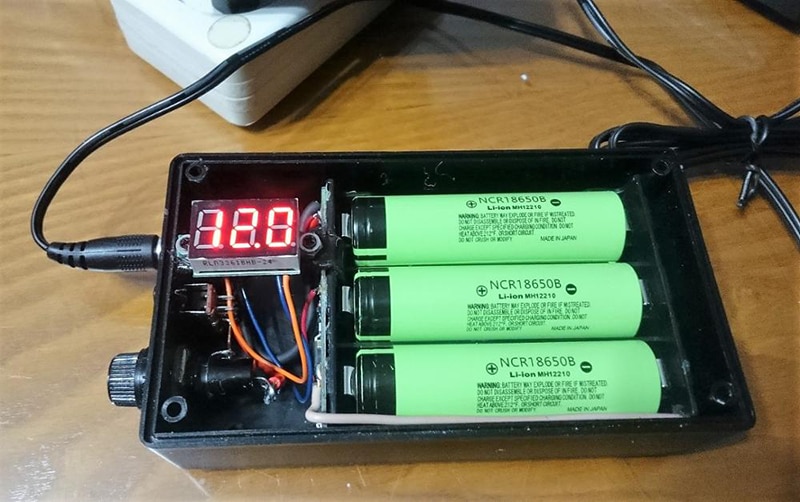 Hộp Đựng Pin Sạc Dự Phòng ABS 1/2/3/4 Ngăn Đựng Pin 18650