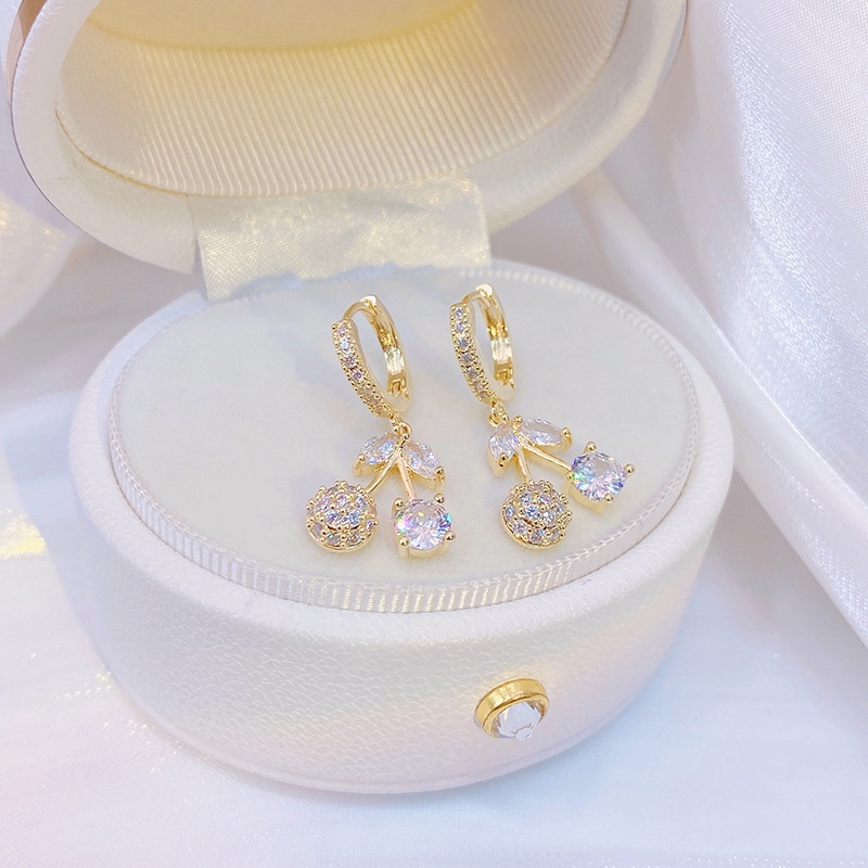 V.I.T House | Bông tai S925 cherry đá vàng