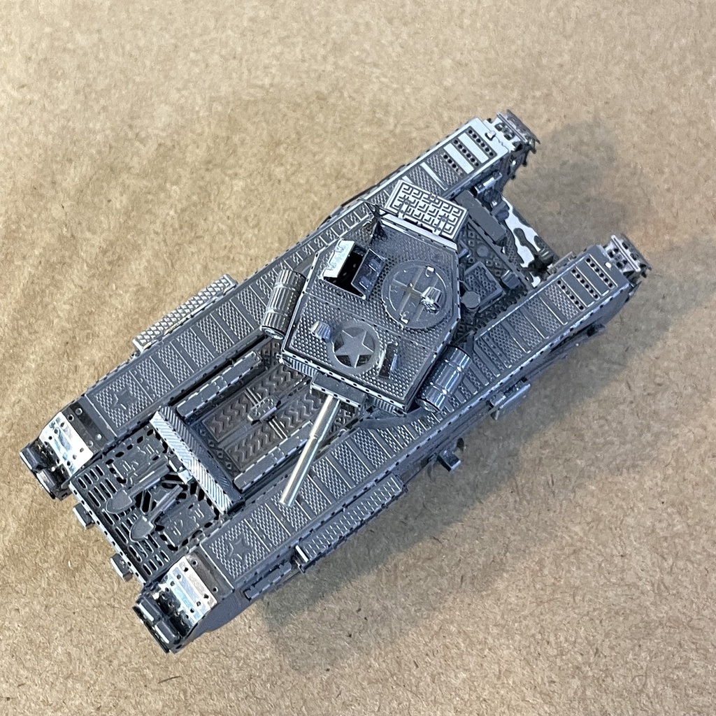 Mô Hình Kim Loại 3D Lắp Ráp Xe Tăng Hạng Nặng Churchill Của Vương Quốc Anh