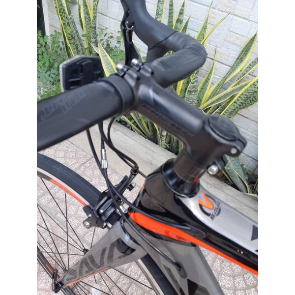 Xe đạp carbon sava hi speed