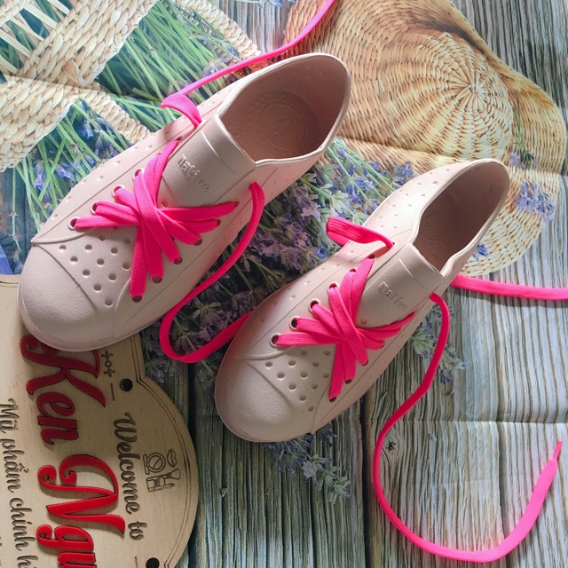 Giày Native xuất châu âu