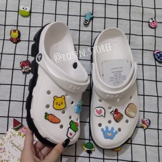 Sục trắng đế đen