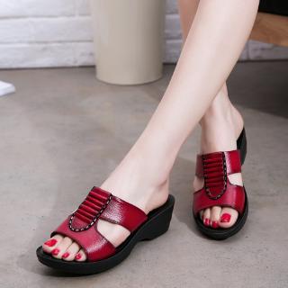 Dép Da Đế Mềm Chống Trượt Thời Trang Cho Phụ Nữ Trung Niên