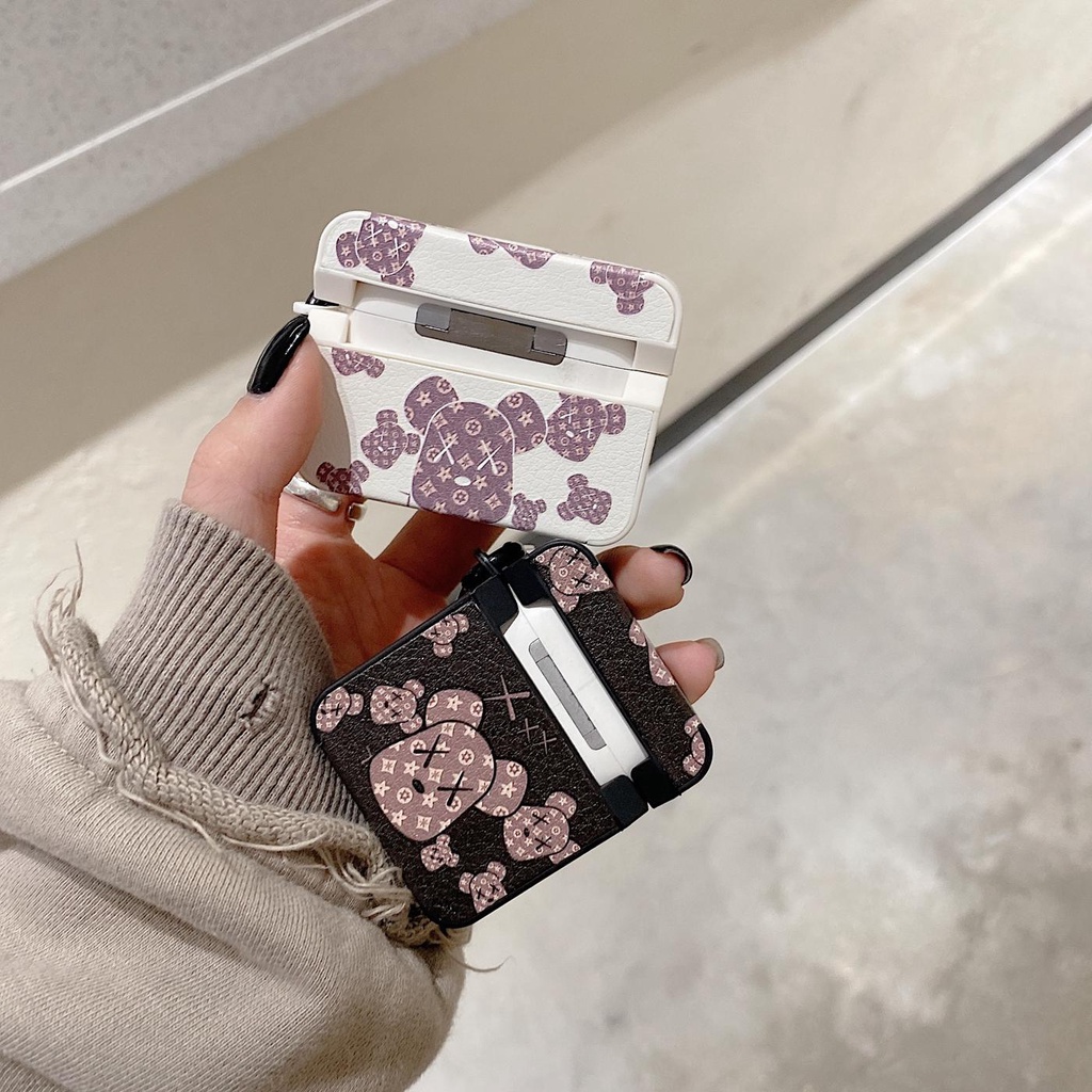 Vỏ Bảo Vệ Hộp Sạc Tai Nghe Bluetooth Không Dây Airpods 1/2/pro 3 gen3 Bằng Da Tpu Mềm Chống Rơi Hình Gấu Kaws