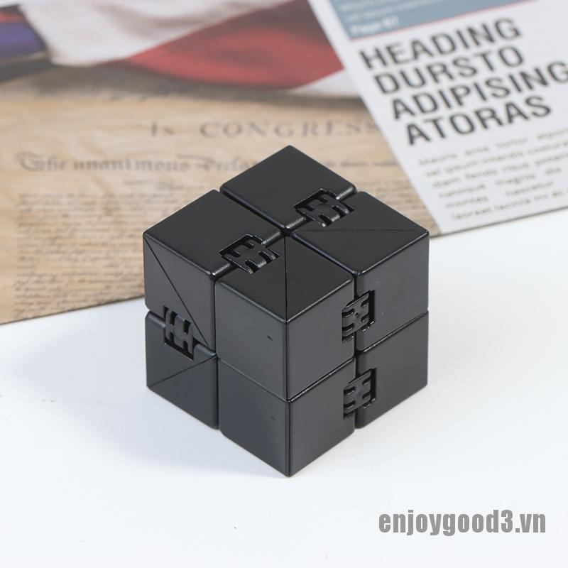 Đồ Chơi Khối Lập Phương Vô Cực Giúp Giảm Căng Thẳng