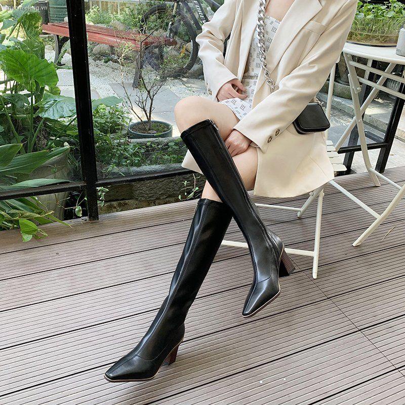 Giày bốt cao gót kiểu dáng thời trang trẻ trung cho nữ | BigBuy360 - bigbuy360.vn