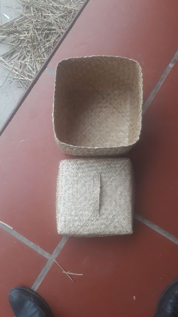 Hộp cói vuông có nắp đậy 3 bộ 141.000 đ