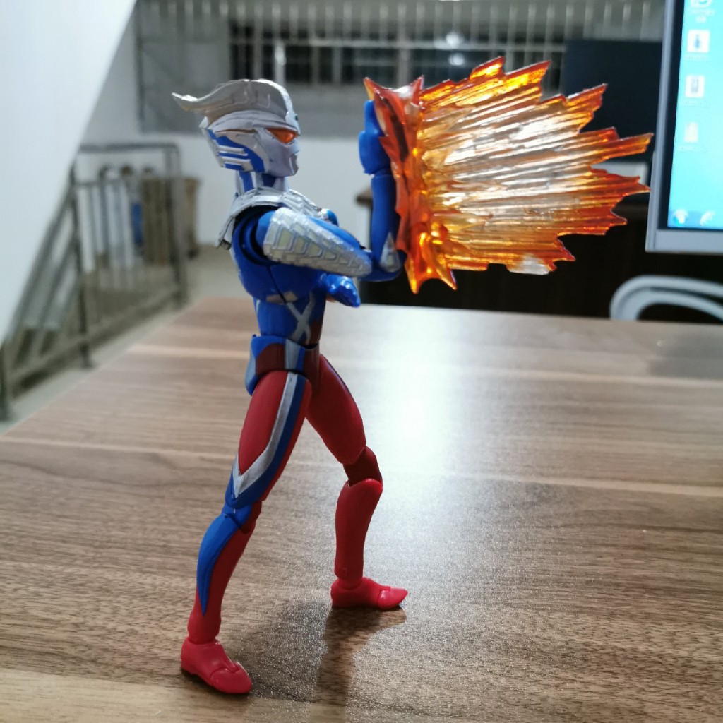 Mô Hình Nhân Vật Ultraman Tiga Zero 17.5cm Dành Cho Bé