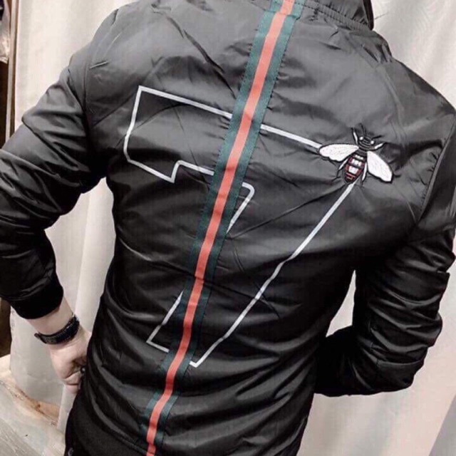 Áo khoác gucci vải dù