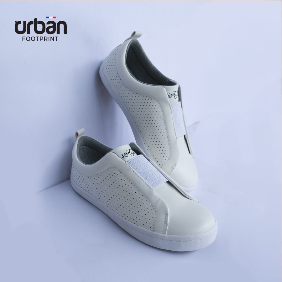 Giày sneaker bé gái thời trang UG1825 trắng