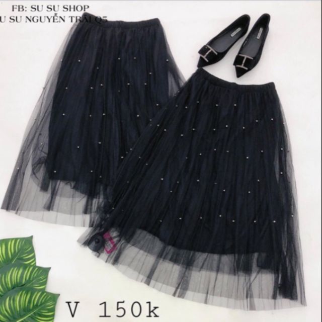 Chan váy ren xòe đính hạt
