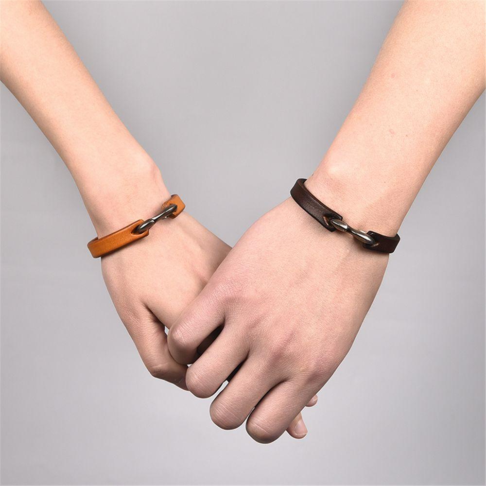 Vòng Tay Da Phong Cách Punk Rock Hip Hop Cá Tính