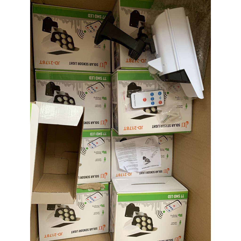 Đèn năng lượng mặt trời giả camera chống trộm - Đèn led chống nước, có điều khiển cảm biến, tiết kiệm điện