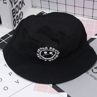 [Order] Mũ bucket vành đen icon mặt mếu