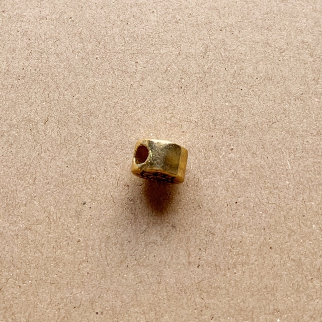 Charm tròn họa tiết - KL103