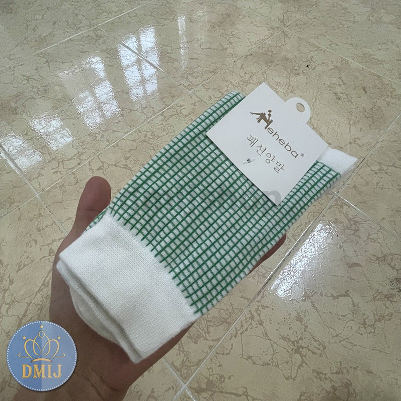Tất nữ cổ cao phong cách vintage hàn quốc họa tiết xanh lá liễu