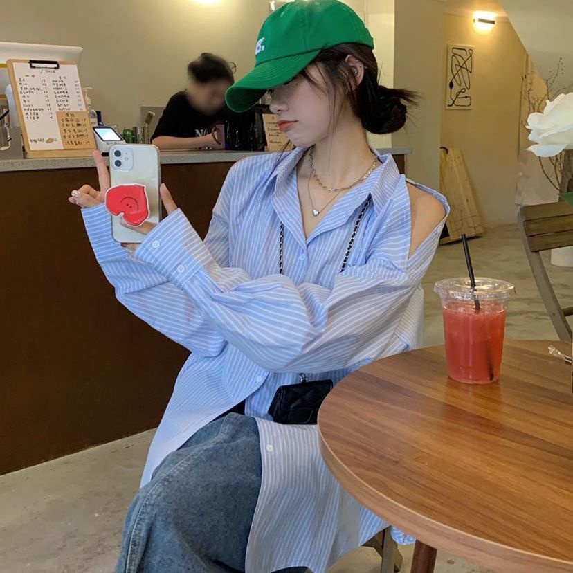 Áo Sơ Mi Nữ Kẻ Sọc Dài Tay Hở Vai Thời Trang Hàn Quốc