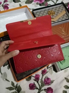 Ví cầm tay