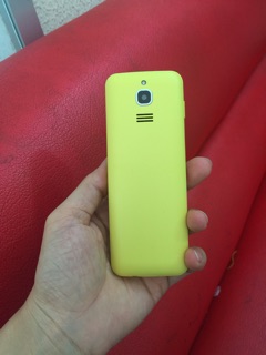 Điện thoại Nokia 8110 siêu mỏng siêu lạ