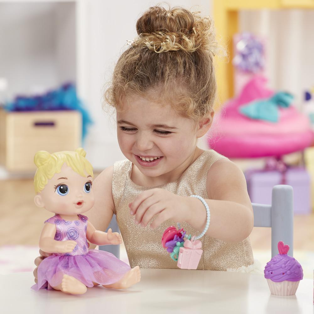 Búp bê Baby Alive Hasbro (Mỹ) - Bé Suri đi dự tiệc E8719