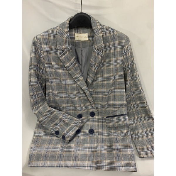 Blazer kẻ nam nữ