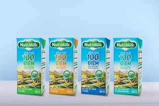 Sữa Tiệt Trùng NutiFood Không Đường 180ML thùng 48 hộp