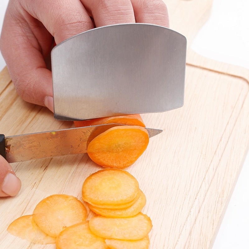 Dụng Cụ Bảo Vệ Ngón Tay Khi Cắt Thái Bằng Thép Không Gỉ