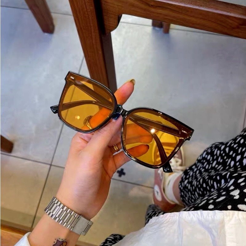 (KIQI-FASHION) COD Kính Mát Gọng Vuông Chống Tia Uv400 Phong Cách Cổ Điển Thời Trang Cho Nam Và Nữ