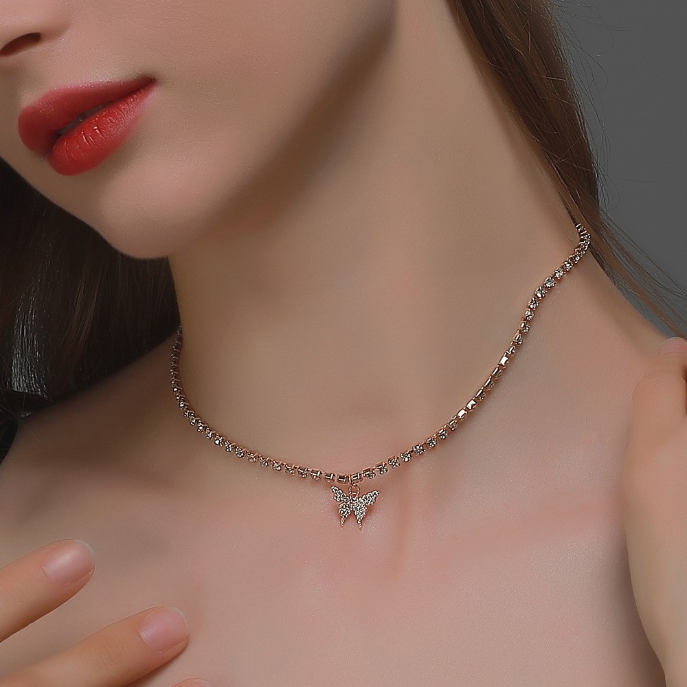 Dây Chuyền Mặt Bướm Đính Đá Zircon Đơn Giản