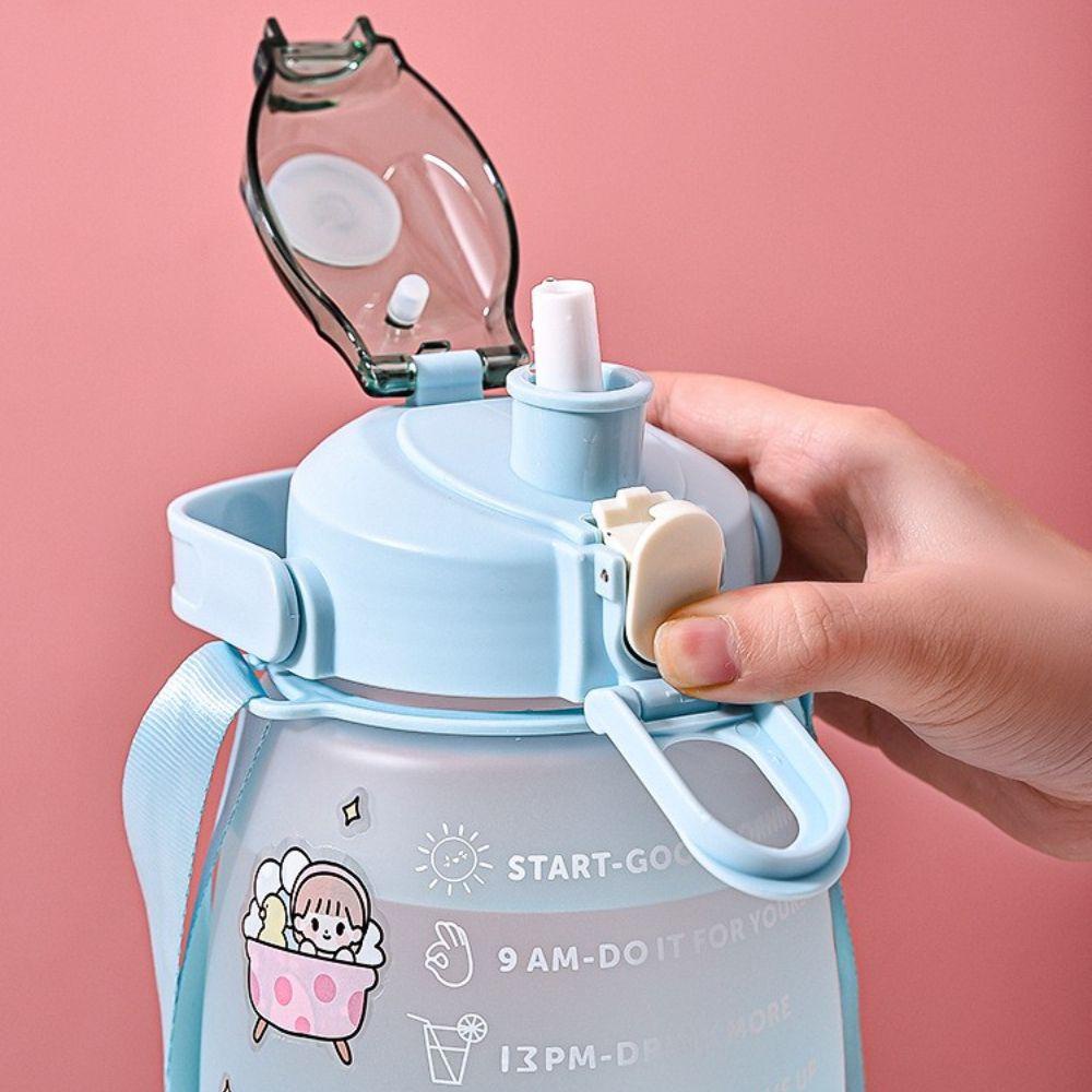 Bình Đựng Nước Bằng Nhựa Dung Tích Lớn Chống Rơi Màu Sắc Tuyến Tính
