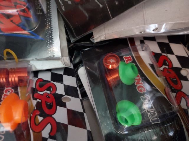 Cao su và chân van các màu