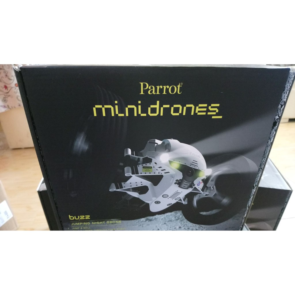 XE ĐIỀU KHIỂN PARROT JUMPING NIGHT DRONE