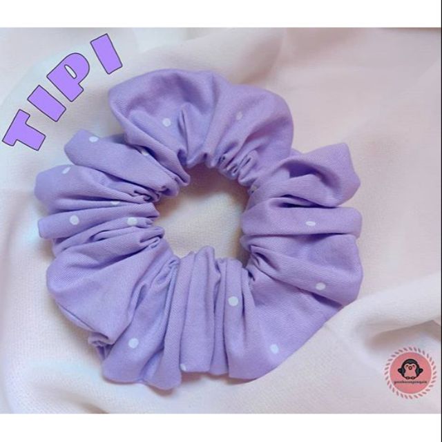 Scrunchies (Vòng đeo tay cột tóc)
