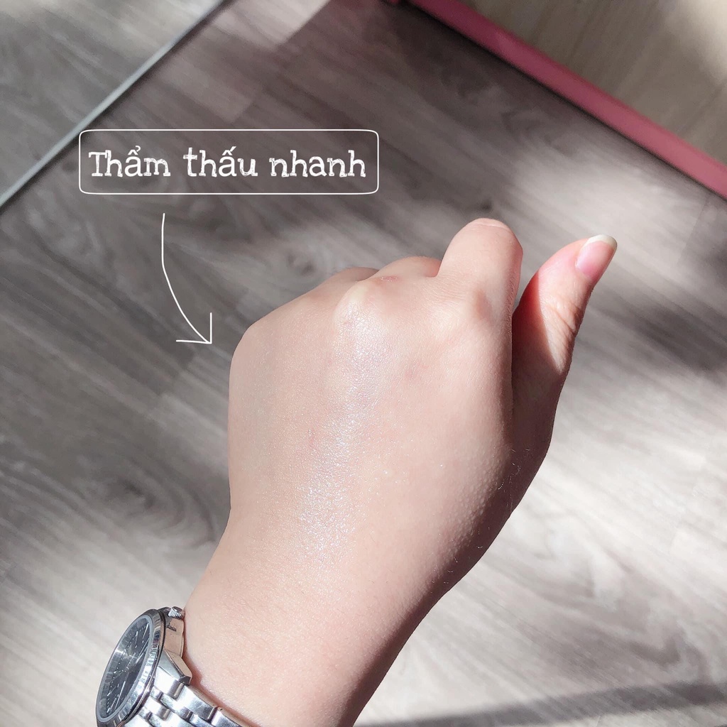 Xịt chống nắng  𝗦𝗩𝗥 𝗘𝗮𝘂 𝘀𝗼𝗹𝗮𝗶𝗿𝗲 𝘀𝘂𝗻 𝘀𝗲𝗰𝘂𝗿𝗲 𝟮𝟬𝟬𝗺𝗹