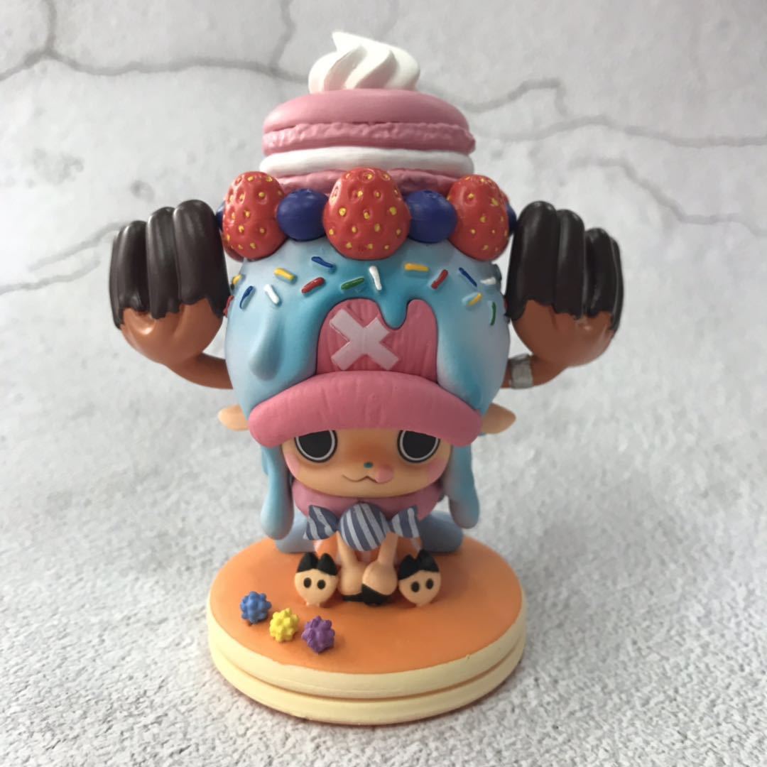 11cm Anime One Piece Crown Tony Tony Chopper 15th Anniversary Dessert Cookies PVC Figurine Model Doll Toys Gifts