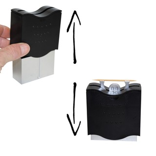 Lọ đựng tăm hình thằng nhóc