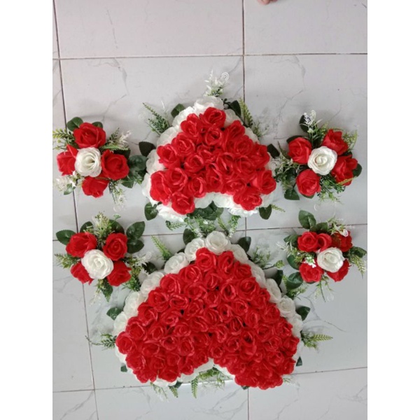 Bộ hoa xe cưới giá rẻ